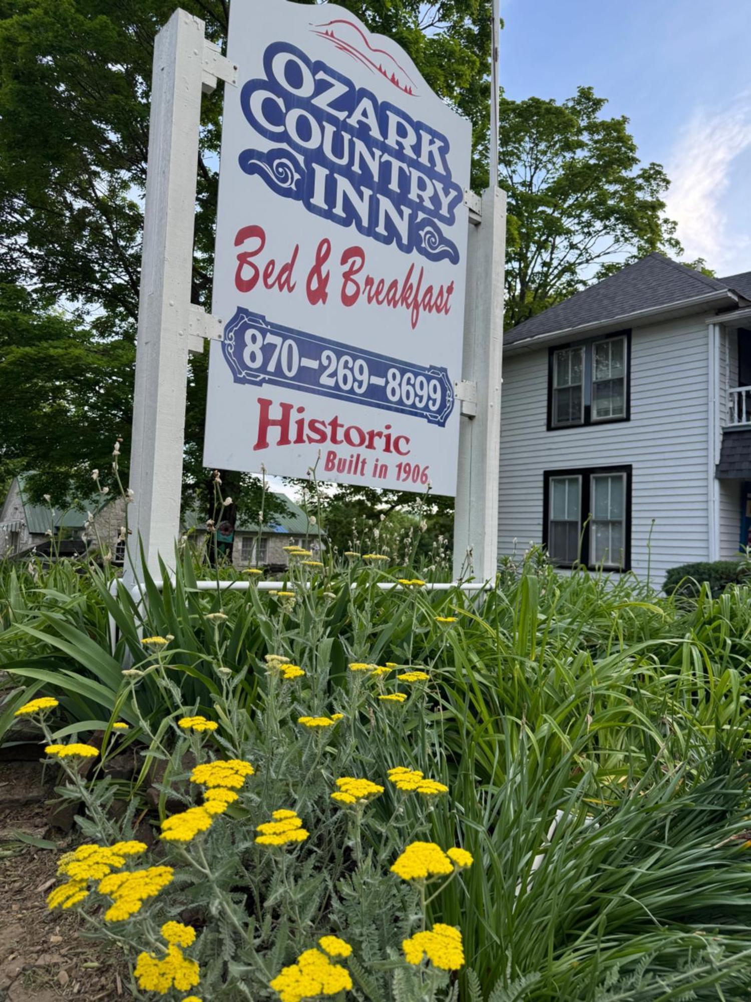 Ozark Country Inn マウンテンビュー エクステリア 写真