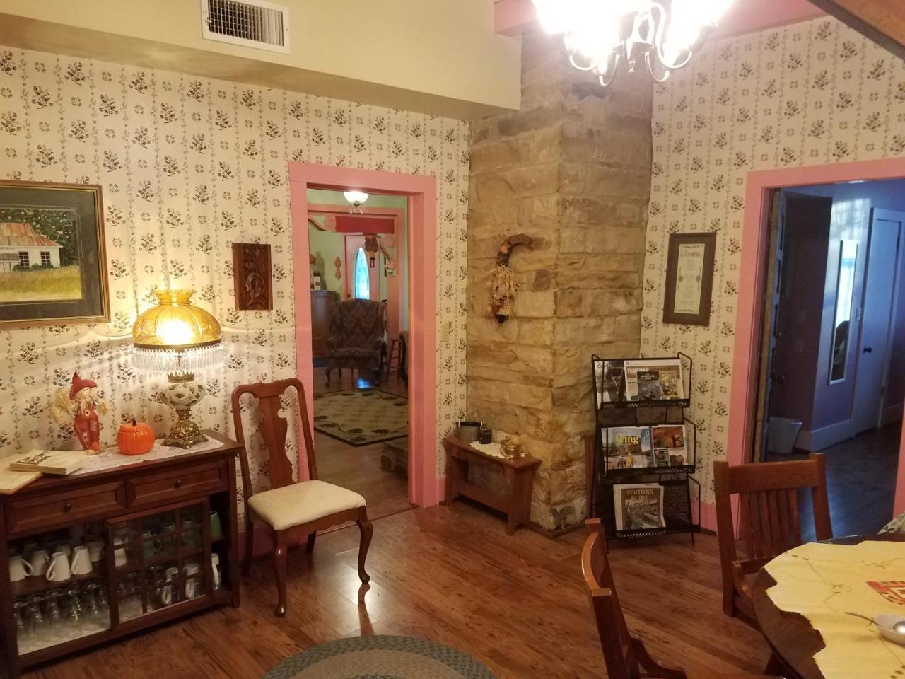 Ozark Country Inn マウンテンビュー エクステリア 写真