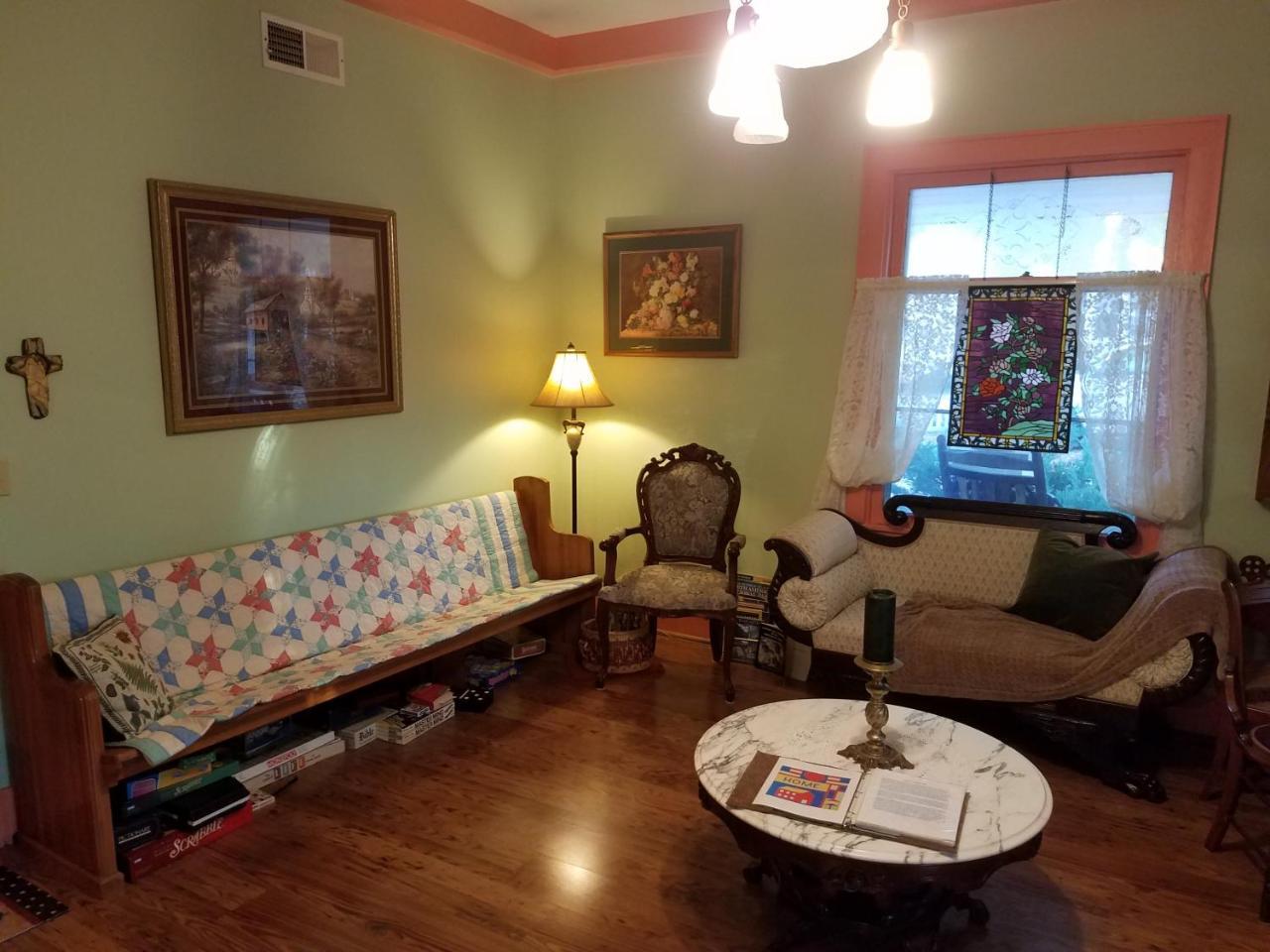 Ozark Country Inn マウンテンビュー エクステリア 写真